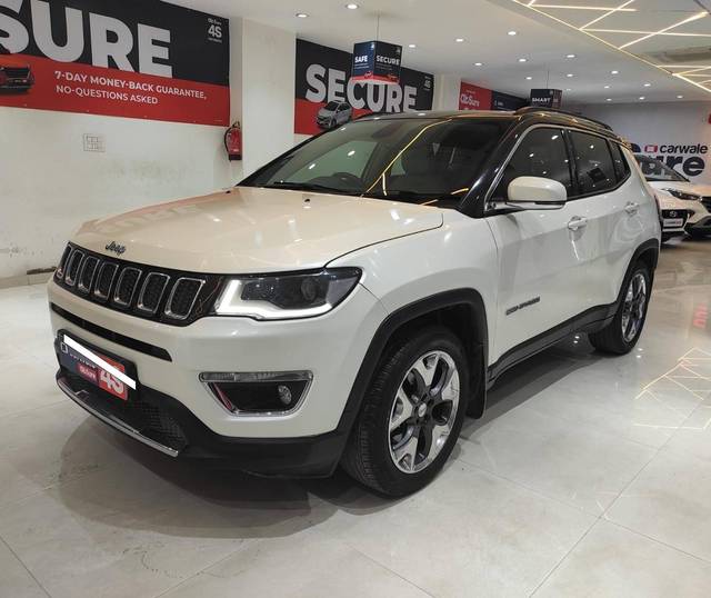 https://images10.gaadi.com/usedcar_image/4575752/original/processed_bb8bcf51b04fff4a294b09d39185fd89.jpg?imwidth=6402