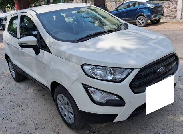 https://images10.gaadi.com/usedcar_image/4575763/original/processed_39e6df79f8466285d71ea935e8067242.jpg?imwidth=6401