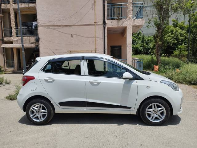 https://images10.gaadi.com/usedcar_image/4575787/original/d96b277dec843564fa812abbdaebd91c.jpg?imwidth=6401