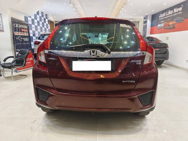 https://images10.gaadi.com/usedcar_image/4575788/original/processed_14a5d881796d13254cbdcbae60d72d73.jpg?imwidth=6401