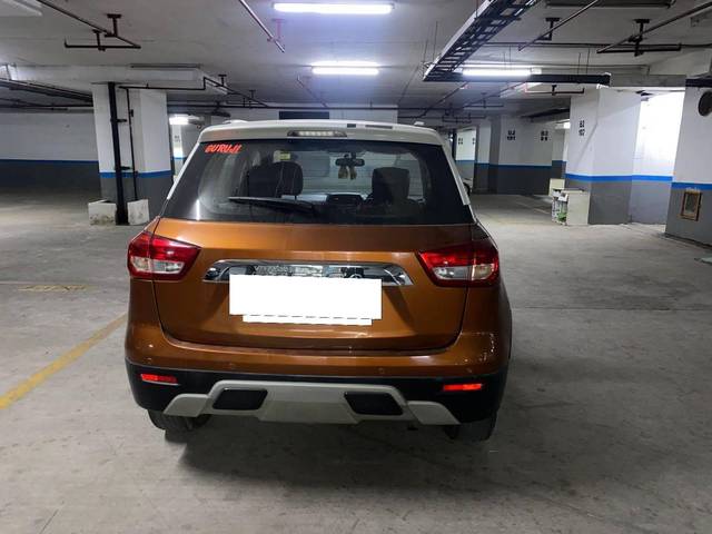 https://images10.gaadi.com/usedcar_image/4575799/original/processed_processed_a7a21fcabcc9bf5caa5be2e5ce44e5c9.jpg?imwidth=6402