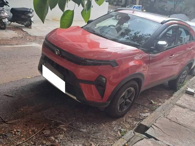 https://images10.gaadi.com/usedcar_image/4575820/original/processed_3e1d50e8-0793-494b-8698-b62fdf303ad5.jpg?imwidth=6401