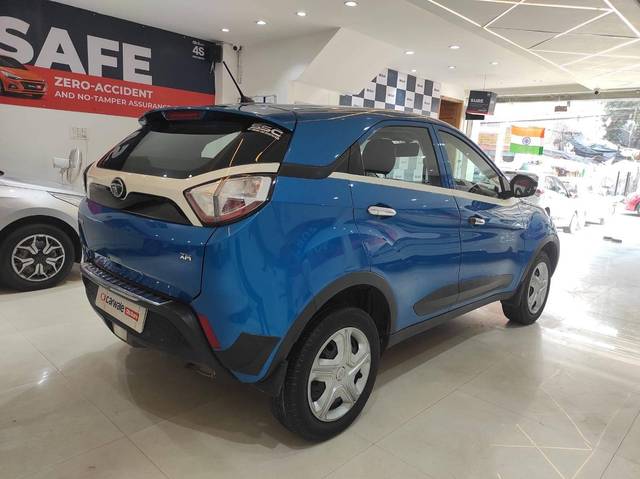 https://images10.gaadi.com/usedcar_image/4575831/original/processed_a1f1b061473f912cf7862011857906f9.jpg?imwidth=6401