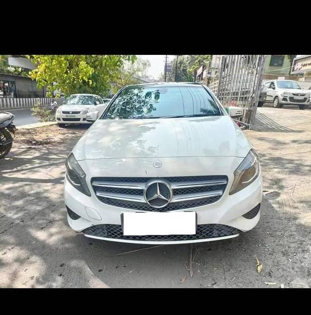 https://images10.gaadi.com/usedcar_image/4575849/original/processed_65211f54-5c9a-47d4-85f1-b63c760afc3d.jpg?imwidth=6400