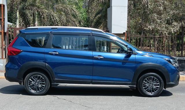 https://images10.gaadi.com/usedcar_image/4575875/original/130b568fcf5afee35c2cd8496c54f9d7.jpeg?imwidth=6401