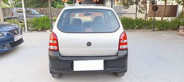 https://images10.gaadi.com/usedcar_image/4575895/original/processed_e6b016d13113cfeb1f5e69974bfa5321.jpg?imwidth=6402