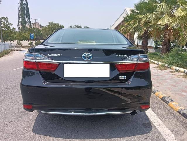 https://images10.gaadi.com/usedcar_image/4575931/original/processed_e4fc4fc685a836b2ba61507faf602f5b.jpg?imwidth=6402