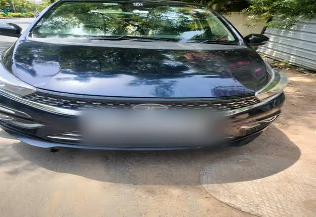 https://images10.gaadi.com/usedcar_image/4575944/original/f565adb1-d0dc-43e7-912d-5f00e95c0834.?imwidth=6400