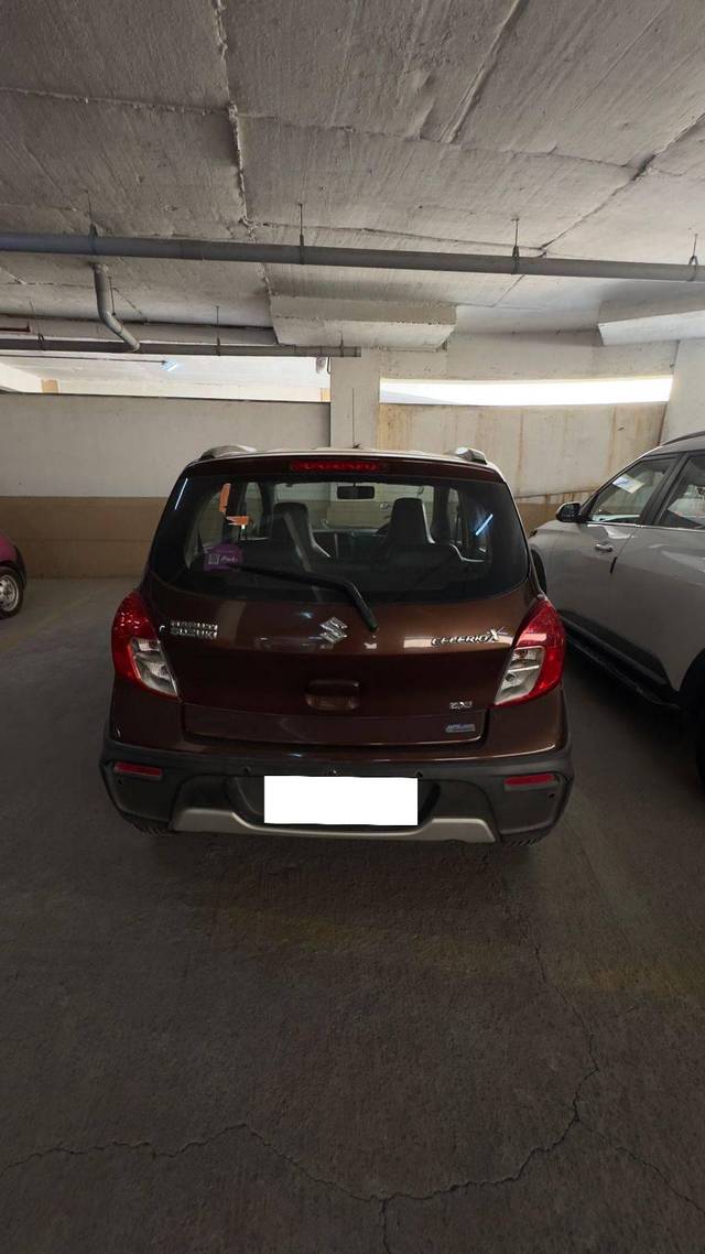 https://images10.gaadi.com/usedcar_image/4575966/original/processed_78af02ba-a4b8-450a-b177-e8c57999336f.jpg?imwidth=6401