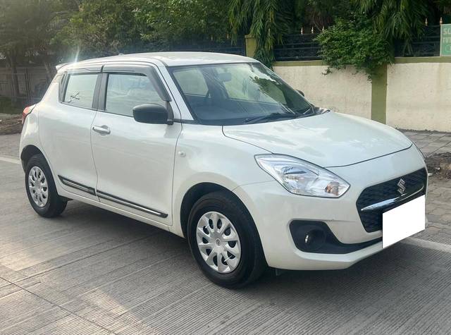 https://images10.gaadi.com/usedcar_image/4575992/original/processed_fe5d2707bfe9c8aee6e6bd5281acd4a7.jpg?imwidth=6400