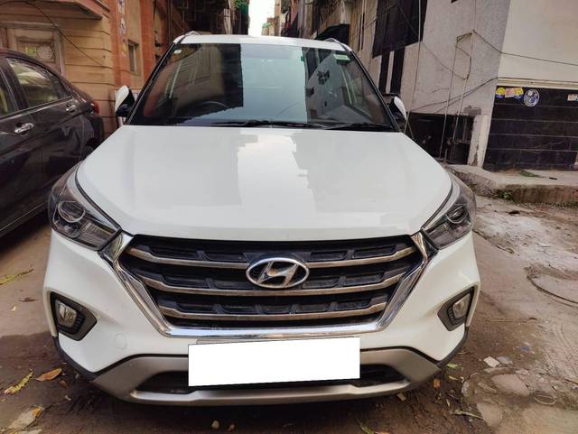 https://images10.gaadi.com/usedcar_image/4576006/original/processed_60d37d7e7eacca62d092c5f412a810d1.jpg?imwidth=6400