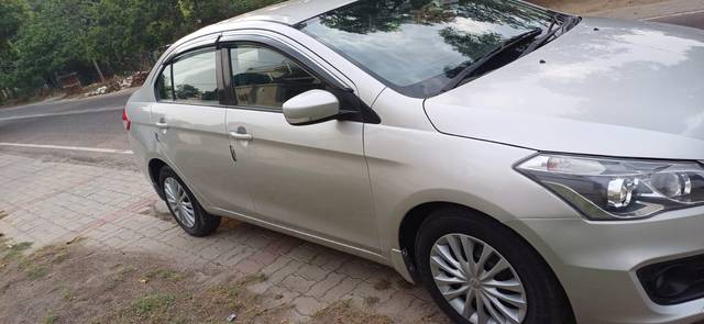 https://images10.gaadi.com/usedcar_image/4576014/original/31f4ed7896a1f31a5d3c4eed91e72eb4.jpg?imwidth=6400