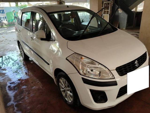 https://images10.gaadi.com/usedcar_image/4576023/original/processed_8324675e-39ff-4fd6-87ab-b2dc1fb9a7a9.jpg?imwidth=6400