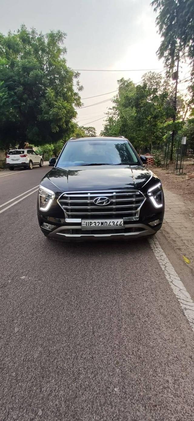 https://images10.gaadi.com/usedcar_image/4576031/original/processed_27e7aee952b014bab41b466363619437.jpg?imwidth=6400