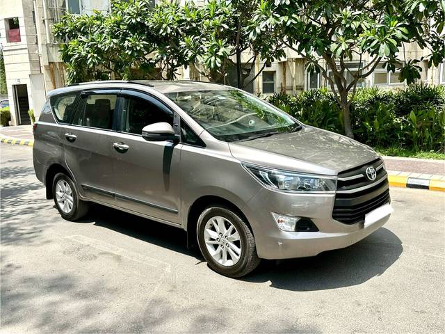 https://images10.gaadi.com/usedcar_image/4576033/original/1123d1cc5e9d49c4b557db965b73e429.jpg?imwidth=6400