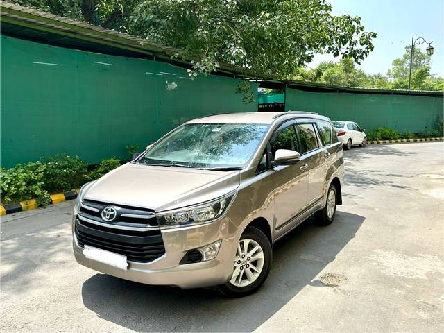 https://images10.gaadi.com/usedcar_image/4576033/original/a0a5c19fd43727f9a8a3c894276c86d5.jpg?imwidth=6402