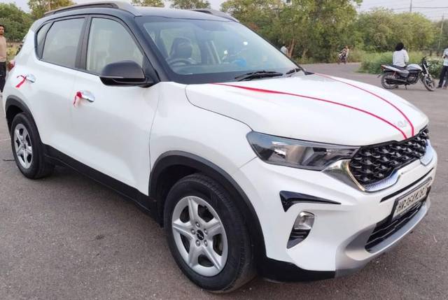 https://images10.gaadi.com/usedcar_image/4576043/original/processed_850a8e62d6ff35ea36e4f9f723149b8b.jpg?imwidth=6400