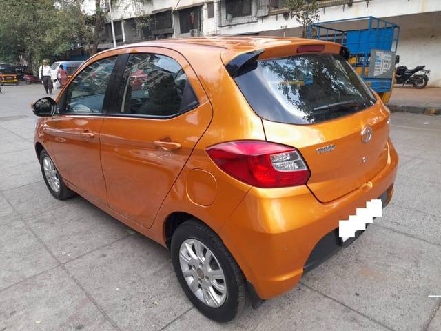 https://images10.gaadi.com/usedcar_image/4576044/original/processed_a80480410648bcd57c9862f646105ad1.jpeg?imwidth=6402