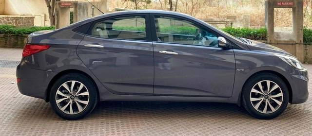 https://images10.gaadi.com/usedcar_image/4576048/original/processed_00043e60-65ef-456d-adb3-48e4dce580b9.jpg?imwidth=6401
