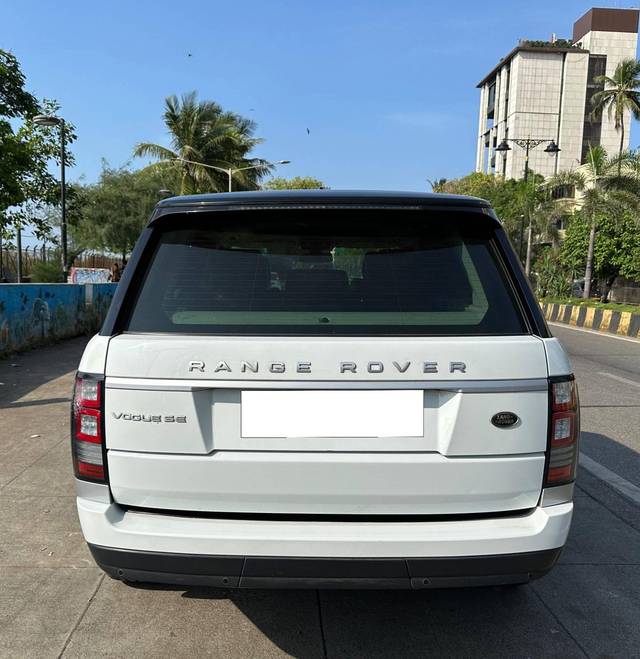 https://images10.gaadi.com/usedcar_image/4576070/original/processed_99058166e88acb8d83a7ab7e2346297f.jpeg?imwidth=6401
