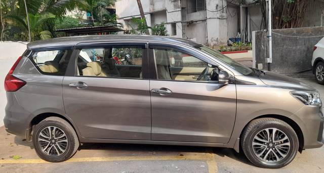 https://images10.gaadi.com/usedcar_image/4576079/original/3cd59d4f5ca3e6cf21051fa251d304a4.jpg?imwidth=6401