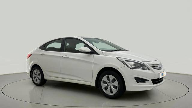 https://images10.gaadi.com/usedcar_image/4576082/original/c8bd171399a90fd5941170ba3722ccd4.jpg?imwidth=6400