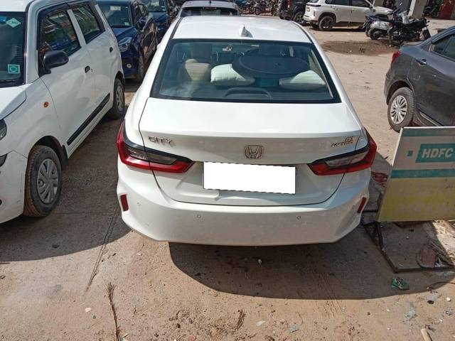 https://images10.gaadi.com/usedcar_image/4576102/original/processed_838a41f9-1bbc-498e-94f9-49a6fd9cb33d.jpg?imwidth=6401