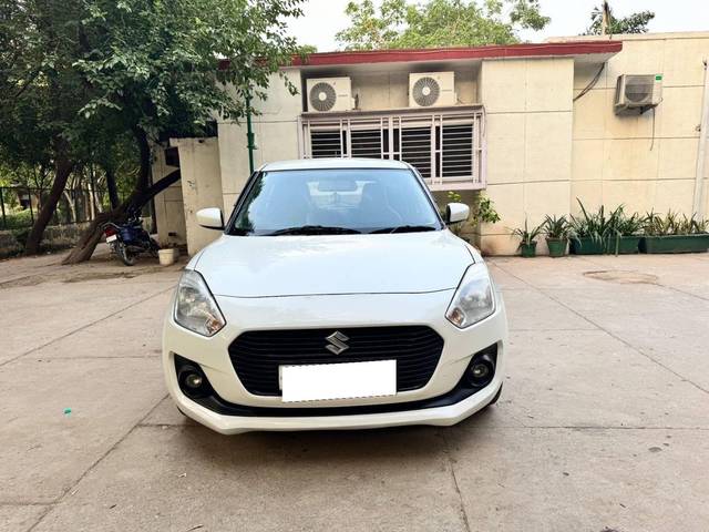 https://images10.gaadi.com/usedcar_image/4576139/original/processed_f3b808c3-4ed6-47d0-88e6-db413b7a6b8f.jpg?imwidth=6400