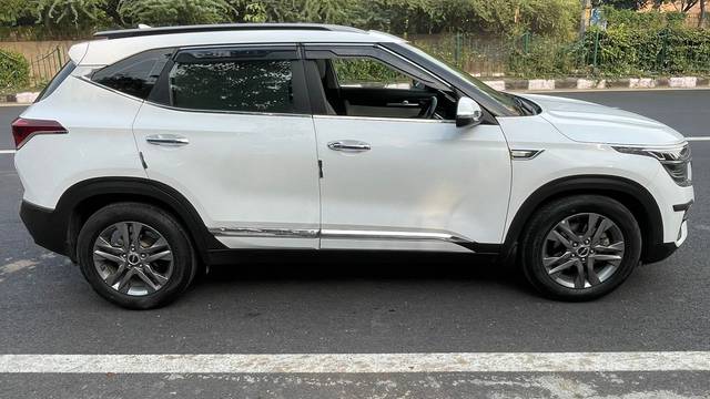 https://images10.gaadi.com/usedcar_image/4576153/original/da27a534a19dc84154b45ec851ccdf96.jpg?imwidth=6401
