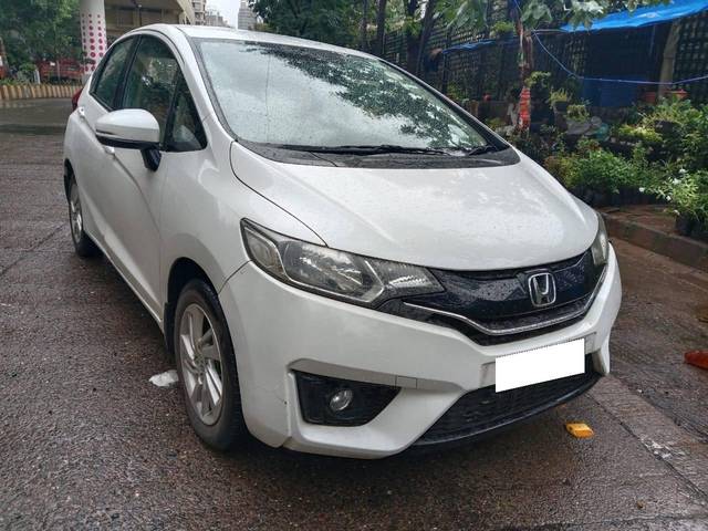 https://images10.gaadi.com/usedcar_image/4576260/original/processed_40f3c9d0fa91324376b760e5304d14b9.jpg?imwidth=6400