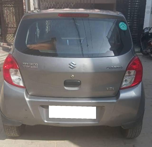 https://images10.gaadi.com/usedcar_image/4576276/original/processed_384e779c-736d-4548-8a22-d242dcfcdb6a.jpg?imwidth=6401