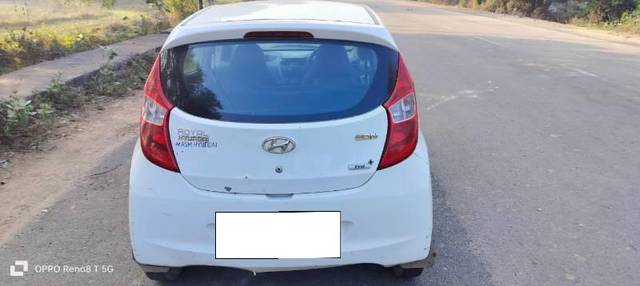 https://images10.gaadi.com/usedcar_image/4576325/original/processed_cd75ef53-d5a4-4e0d-8f7f-f57da9a65f5b.jpg?imwidth=6401
