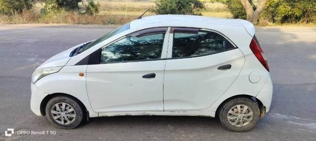 https://images10.gaadi.com/usedcar_image/4576325/original/processed_e16dd0cd-26eb-42e6-9ea2-412f1ffa14ec.jpg?imwidth=6400