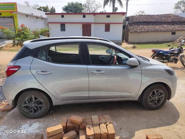 https://images10.gaadi.com/usedcar_image/4576329/original/processed_99634115-e858-487b-a374-f8e1209425a6.jpg?imwidth=6401