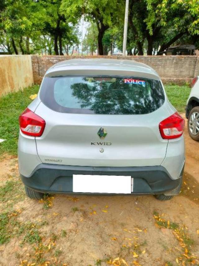 https://images10.gaadi.com/usedcar_image/4576369/original/processed_7ba23de5-62db-4a93-804b-f545c1ec7d46.jpg?imwidth=6401
