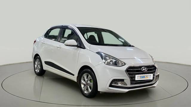 https://images10.gaadi.com/usedcar_image/4576413/original/28d767439439178231b8787d0da8487f.jpg?imwidth=6400