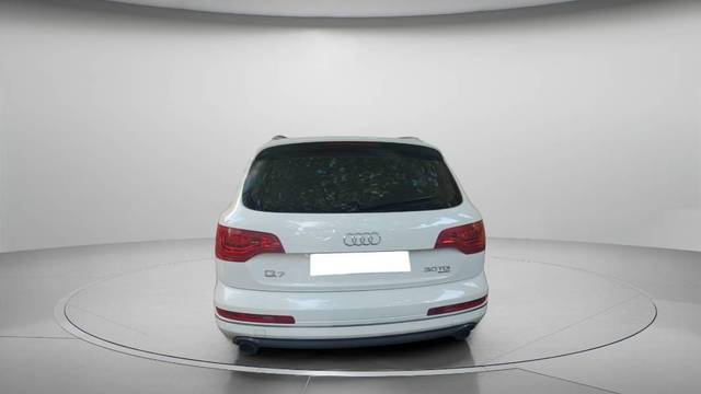 https://images10.gaadi.com/usedcar_image/4576414/original/processed_d23b3218-ea8a-4860-950e-e9ca5ff76114.jpg?imwidth=6401