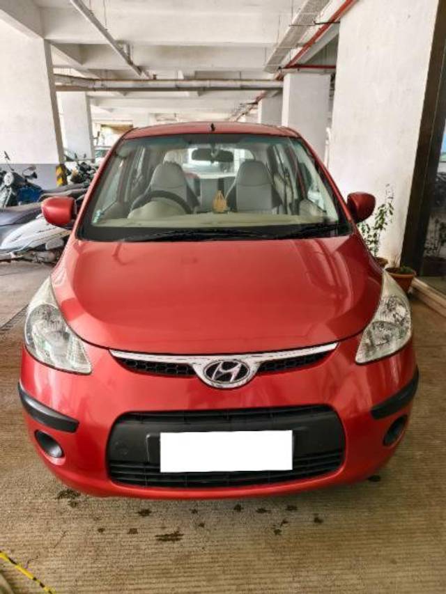 https://images10.gaadi.com/usedcar_image/4576437/original/processed_fd76446e-42a9-4e4f-96e0-e4cc04df1370.jpg?imwidth=6400