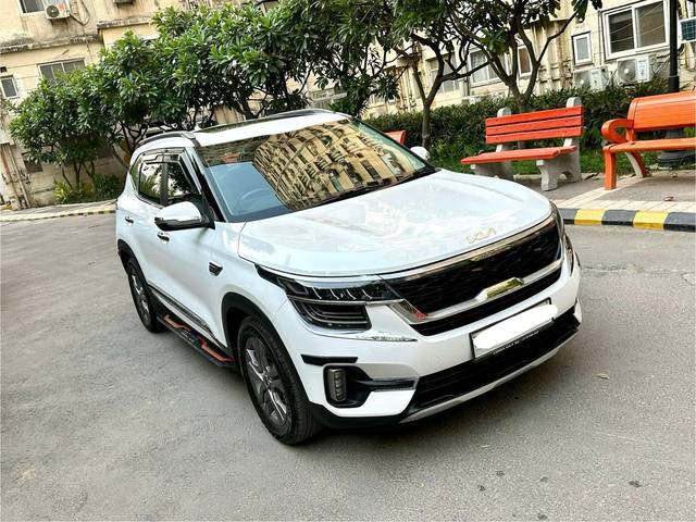 https://images10.gaadi.com/usedcar_image/4576438/original/processed_1bd316d5c12e8b1136ec29d6950feddb.jpg?imwidth=6400