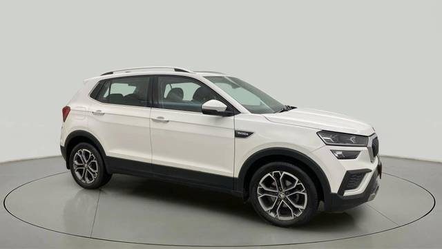 https://images10.gaadi.com/usedcar_image/4576439/original/ea7ebeab139e3a95102351575123d89b.jpg?imwidth=6400