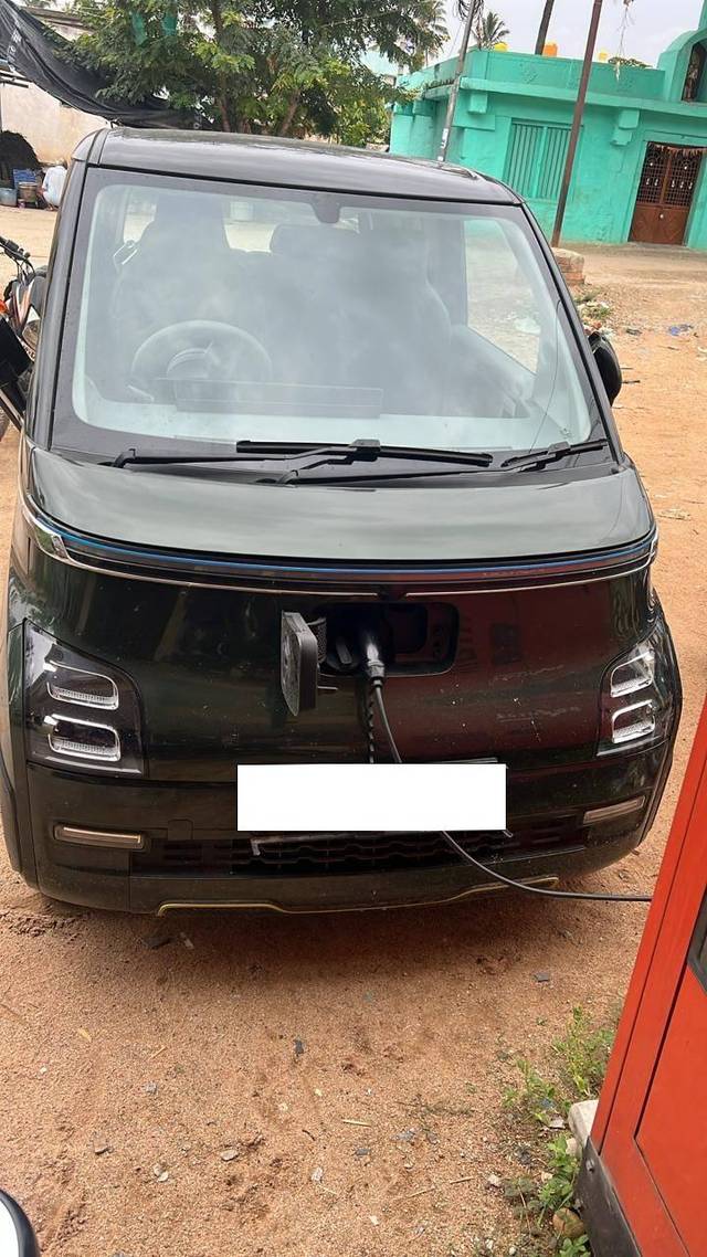 https://images10.gaadi.com/usedcar_image/4576497/original/processed_163af790-e194-4046-b084-1bcb15514c31.jpg?imwidth=6400