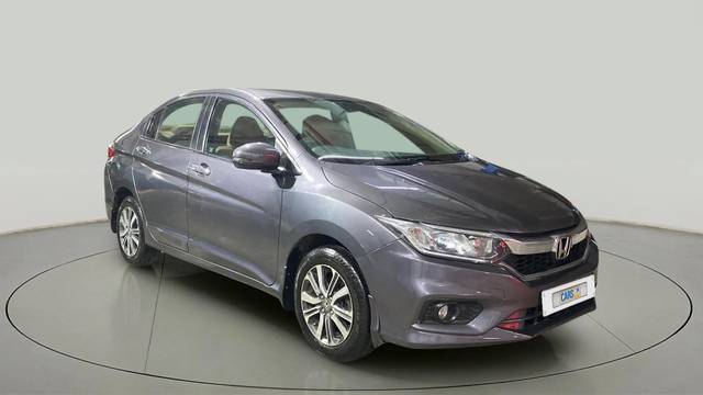 https://images10.gaadi.com/usedcar_image/4576522/original/a309f76f0059579f2f032965fcff9523.jpg?imwidth=6400