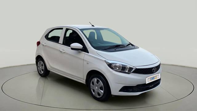 https://images10.gaadi.com/usedcar_image/4576552/original/c7f322a7d592c51071d70a2554ad6c94.jpg?imwidth=6400