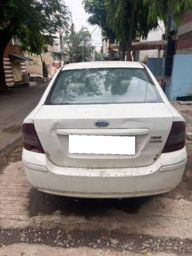https://images10.gaadi.com/usedcar_image/4576554/original/processed_4c8262d6-c915-4de6-90ac-b21e5552e6c4.jpeg?imwidth=6401