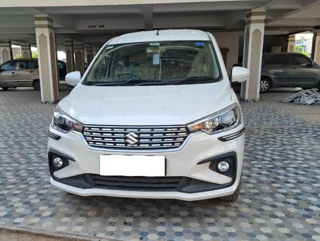 https://images10.gaadi.com/usedcar_image/4576571/original/processed_bbc8c828-8621-4bb7-9b64-fed0bf002488.jpg?imwidth=6401