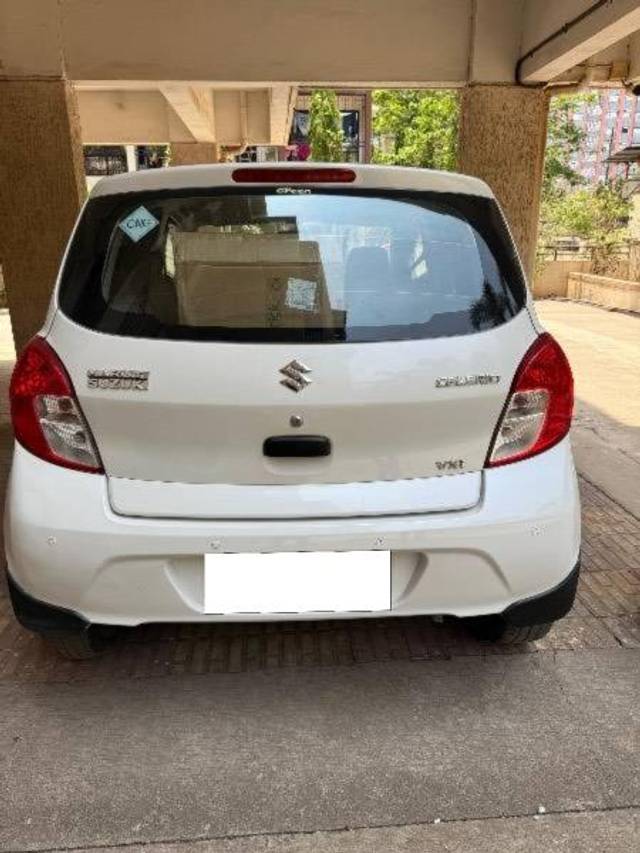 https://images10.gaadi.com/usedcar_image/4576590/original/processed_5f5c9e55-73ba-41c7-a334-6fb64fbe016d.jpeg?imwidth=6402