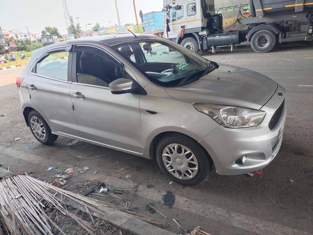 https://images10.gaadi.com/usedcar_image/4576653/original/processed_b0f25da7-a293-4317-a0bb-4e1bd2003b24.jpg?imwidth=6401