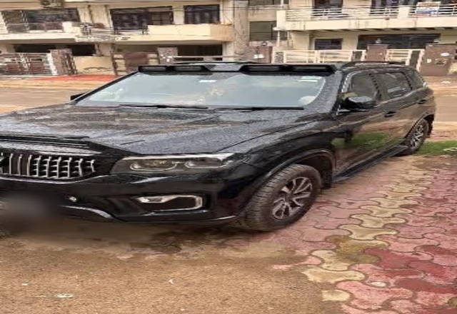 https://images10.gaadi.com/usedcar_image/4576699/original/b0f0f478-01b9-4f4d-a07e-fb79a2f278ba.?imwidth=6402