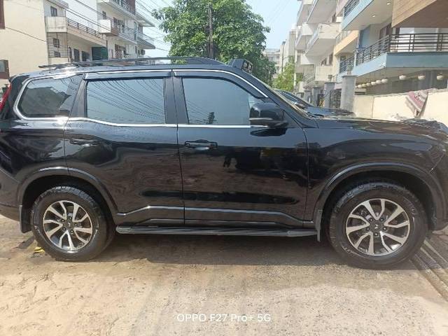 https://images10.gaadi.com/usedcar_image/4576699/original/processed_534398f8-f51f-4a98-a216-6a73ae7a9cad.jpeg?imwidth=6401