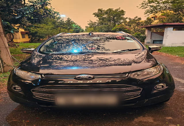 https://images10.gaadi.com/usedcar_image/4576703/original/6286876b-b753-4899-9e6e-a237ee24d03d.?imwidth=6400